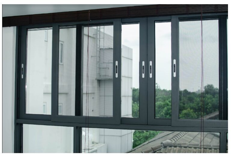 cửa sổ lùa 4 cánh hệ 55