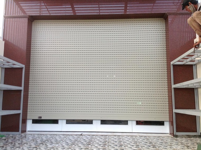 cửa cuốn khe thoáng công nghệ Đức