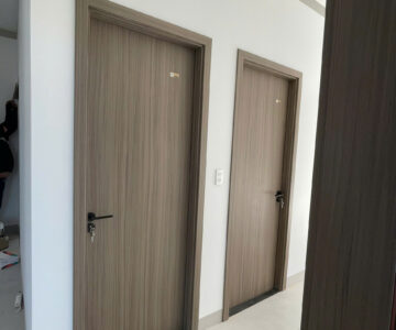 cửa nhựa composite nhà vệ sinh