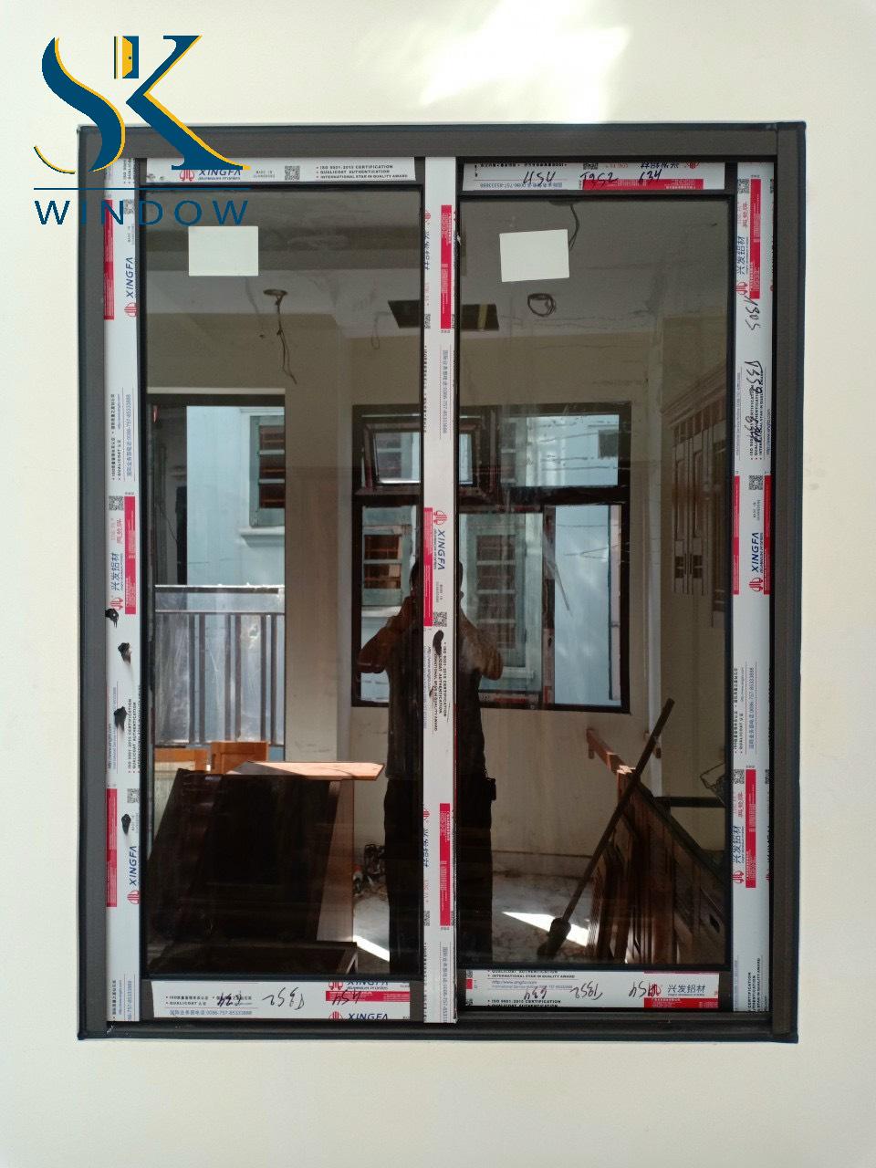 Cửa sổ nhôm Xingfa 2 cánh mở